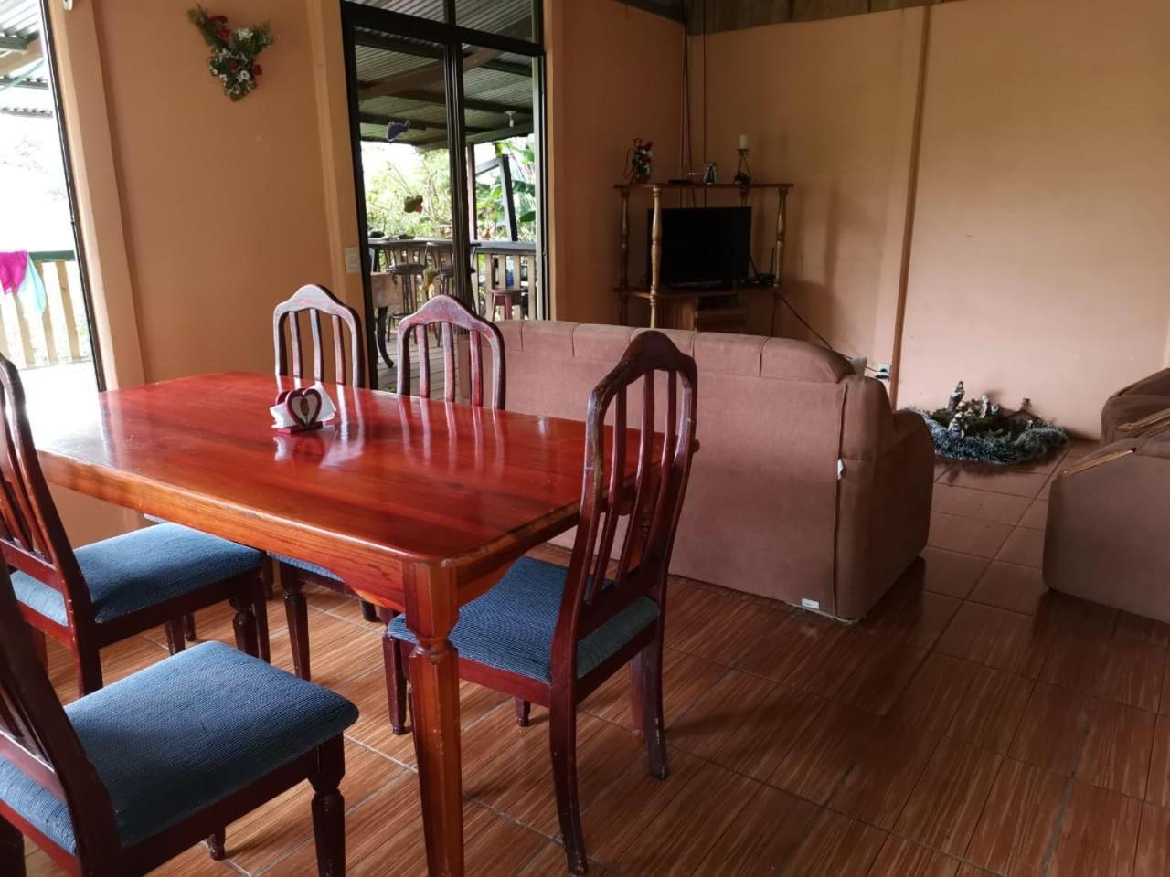 Bella Vista Guest House Turrialba Eksteriør bilde